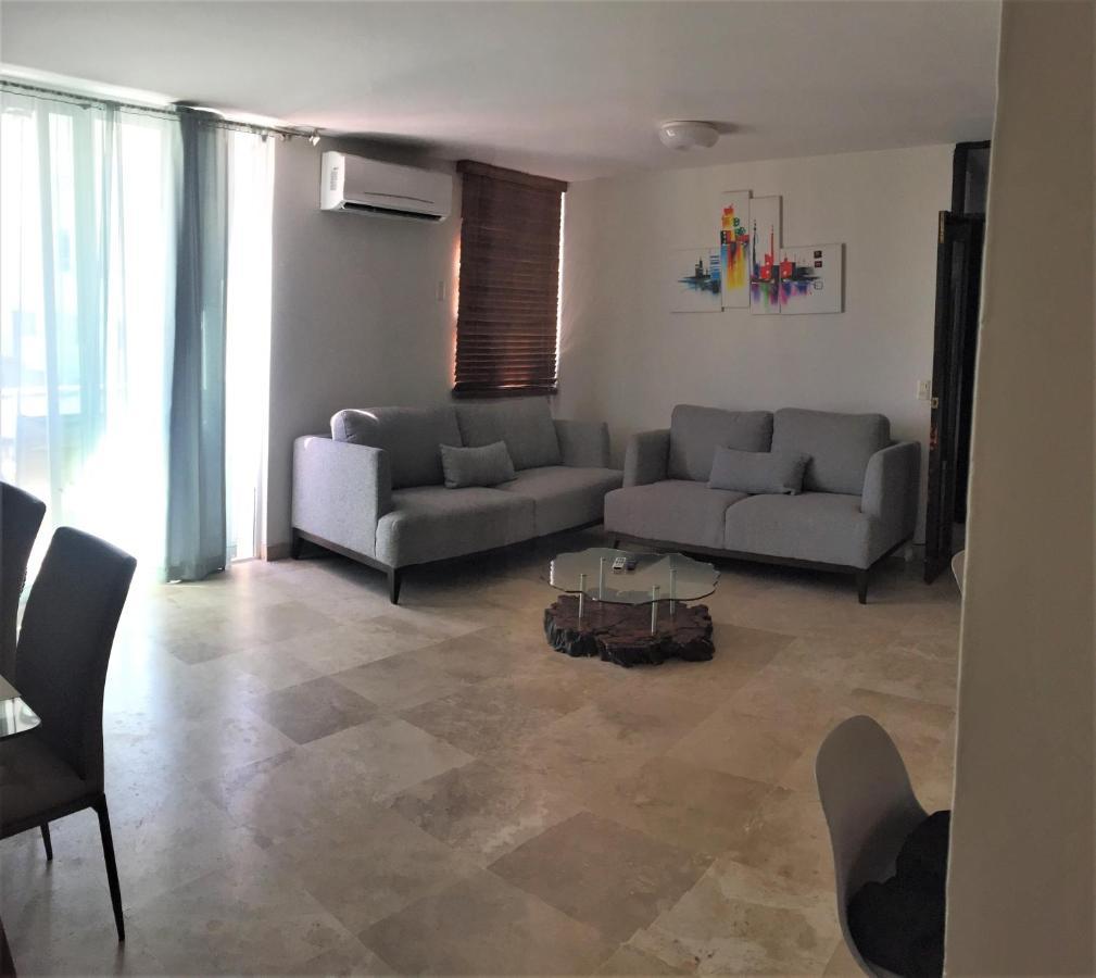 Departamento Comodo, A Media Cuadra De La Playa. 马萨特兰 外观 照片